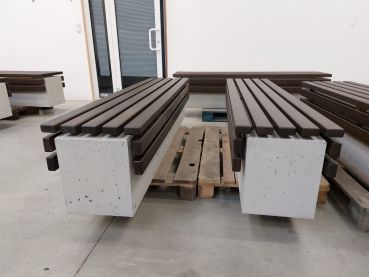 Beton Pflanzkübel / Pflanztrog