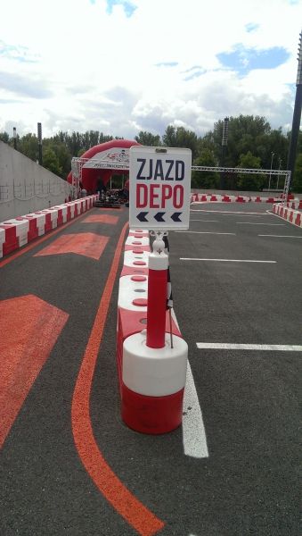 Abschluss der Kartbarriere - weiß