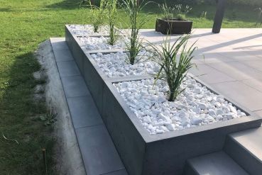 Beton Pflanzkübel / Pflanztrog