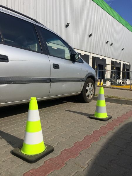 Traffic cone 75 cm PVC / REC yellow - reflective