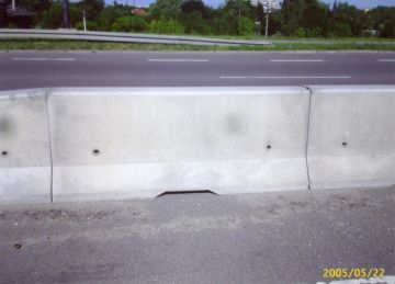 Concrete barrier 810 mm