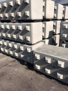 Concrete Lego Block 180x60x60
