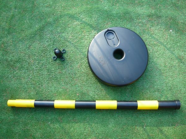 Chain post 900 mm, plastic base round, yellow / black