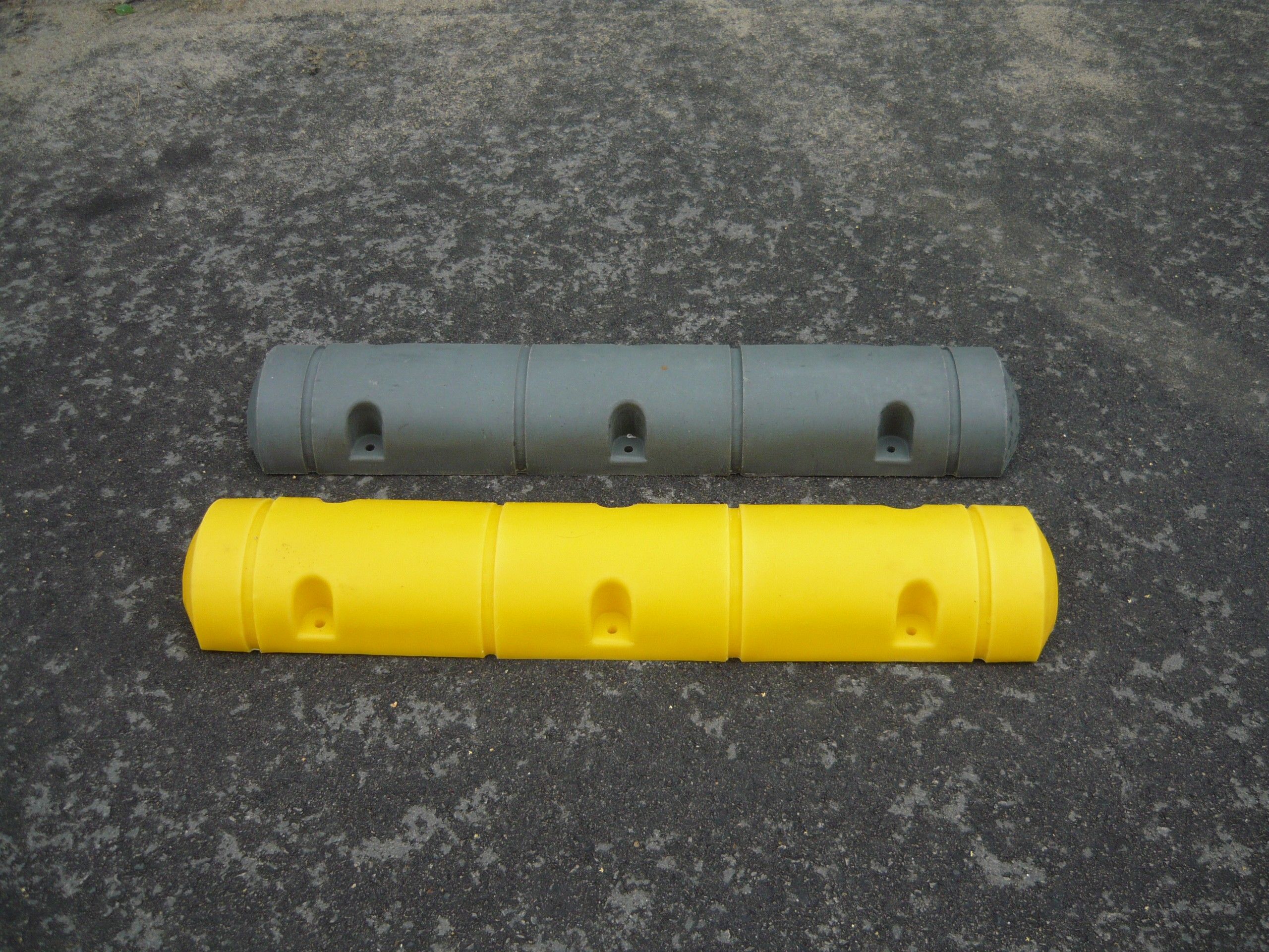 Parking limiter PE yellow