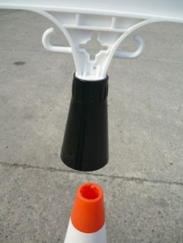 Traffic cones adapter