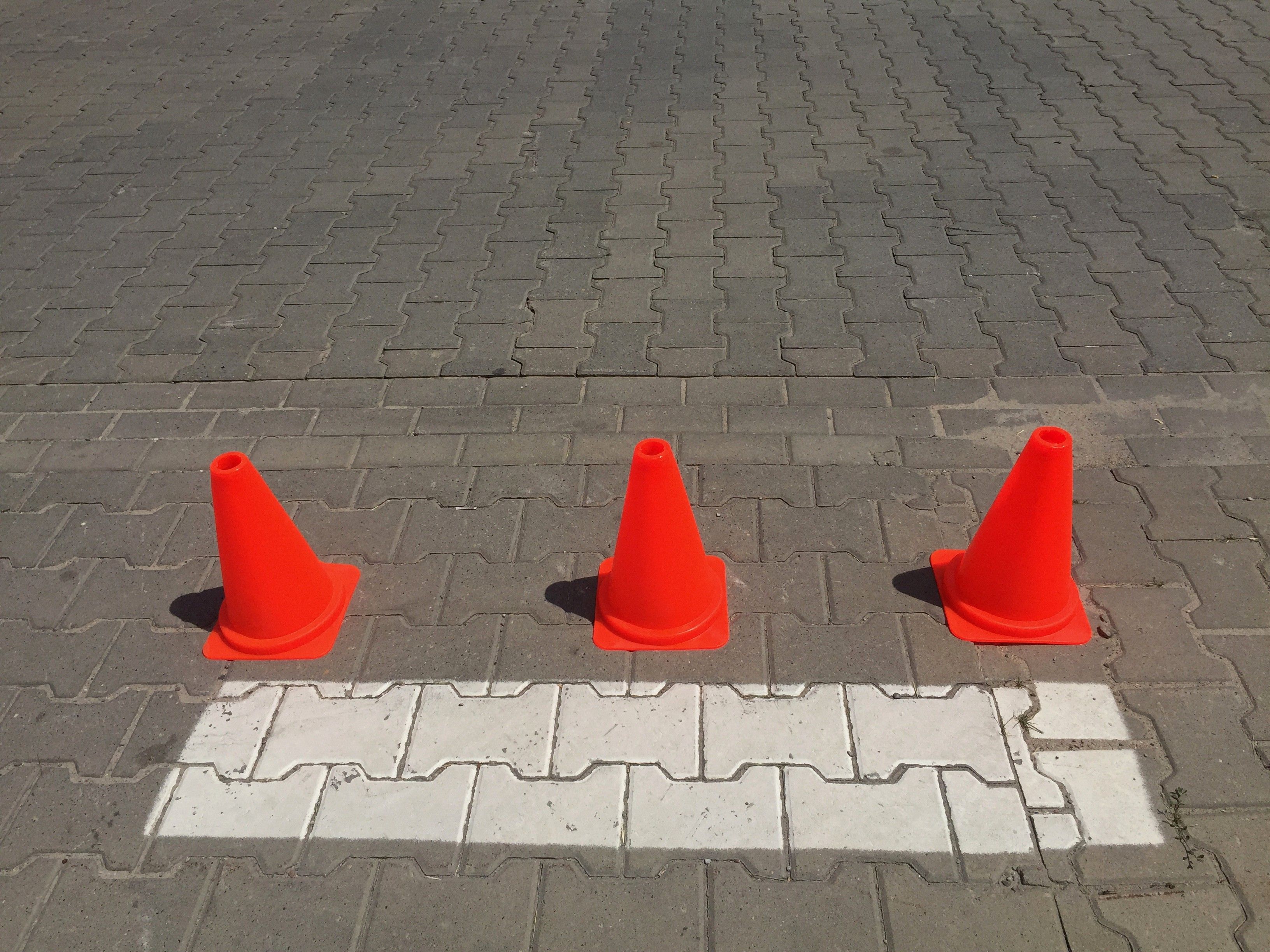 Cône de signalisation 50 cm PVC orange sans bandes
