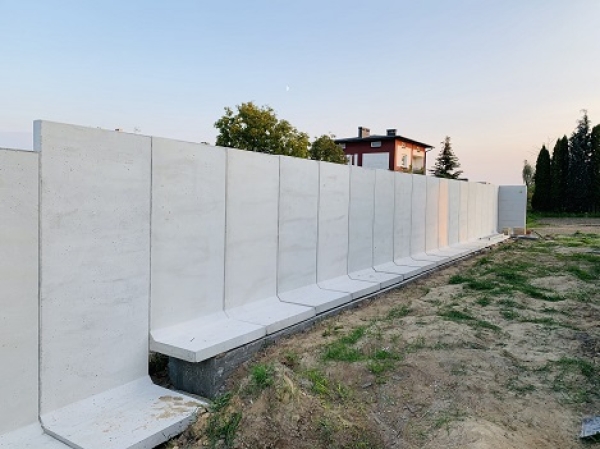 Betonzaun