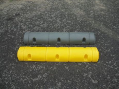 Cordolo Salvaparcheggio in PE Giallo 100 cm