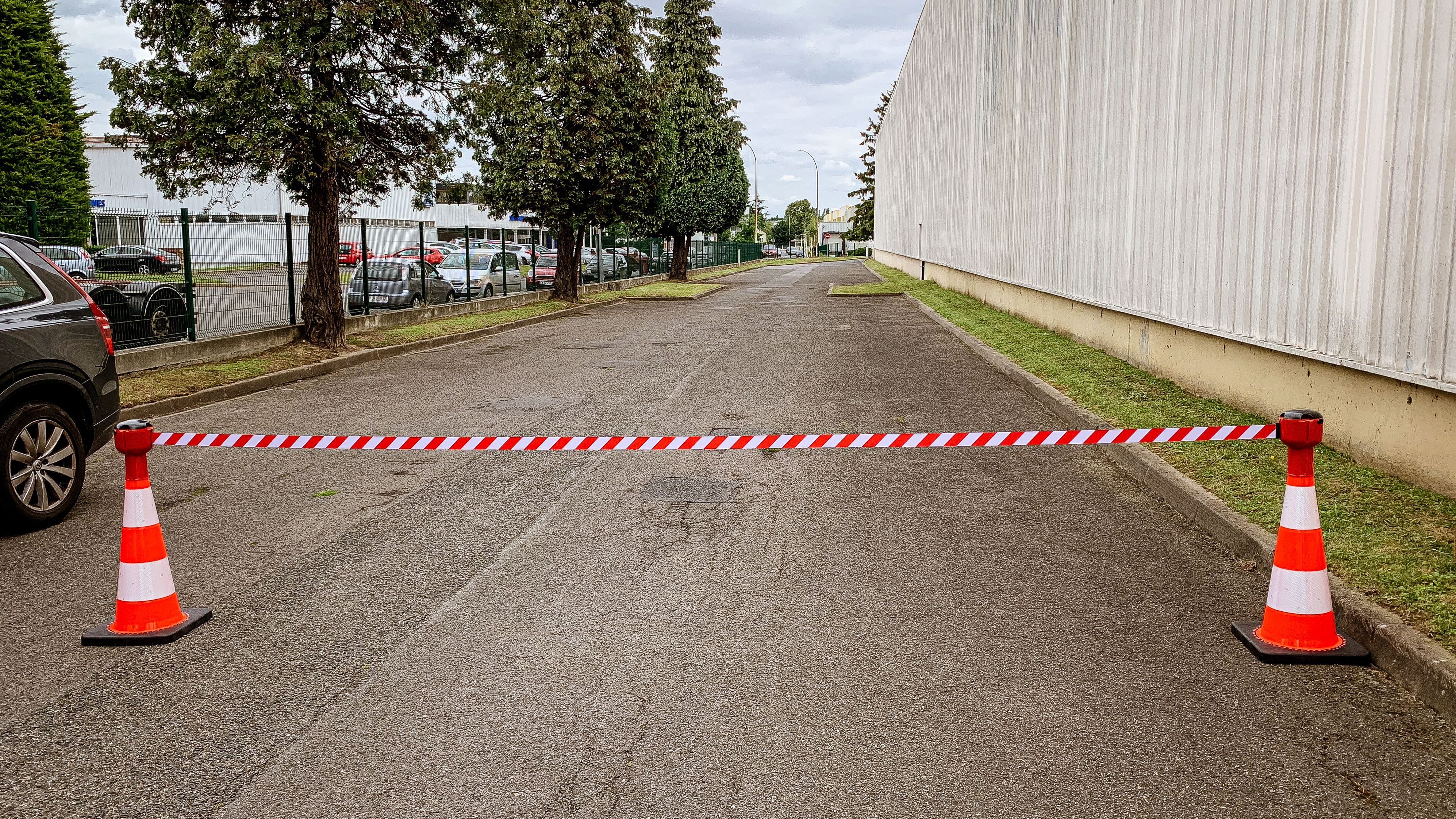 Nastro delimitatore per coni 3 m bianco/rosso