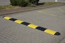 Rubber verkeersdrempel 300 cm – Hoogte 7 cm